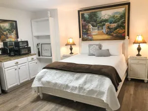 Image of Charming Suite In The Heart Of Lakeland