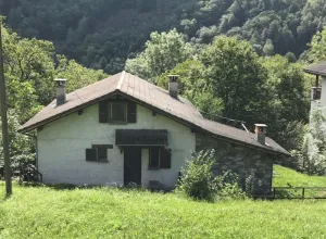 Image of Holiday house Menzonio for 1 - 5 persons with 4 bedrooms - Detached holiday house