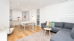 Image of Convenience and Comfort in Carnegie