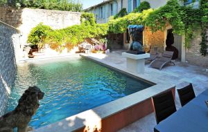 Image of 3 bedroom accommodation in Maussane Les Alpilles