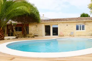 Image of Chartreuse Coup Vacances Famille-piscine-jardin
