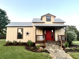 Image of Charming Country Cabin in Quaint Texas Town