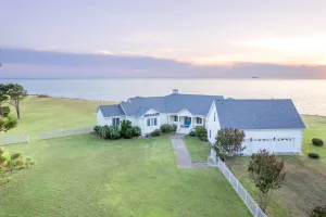 Image of Waterfront, Gorgeous 4 BDR, 3 BA Beautiful views & sunsets