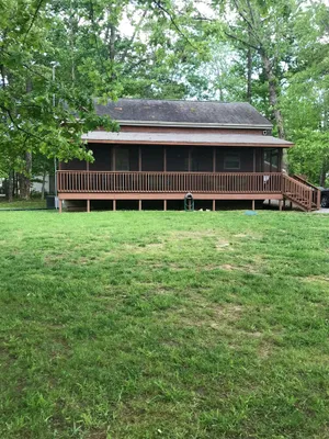 Image of Summer Lake Time. Barren River Lake. Big yard for Family Fun
