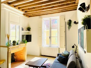 Image of Studio de charme bien equipé - Matelas de qualité - Proche de la gare et de Versailles