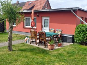 Image of Small vacation home with terrace - Holiday home - 61818