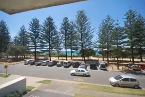 Image of Warringa - Unit 3 - Burleigh Heads