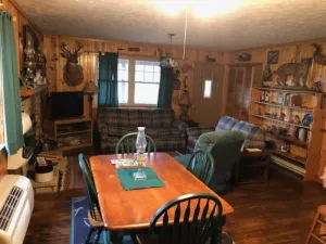 Image of Workman's Wildlife Haven, Secluded country setting vacation cabin