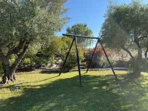 Image of Bright villa with landscaped garden in Provence