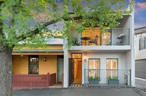 Image of Meko - Luxury Carlton House in Melbourne golden inner city