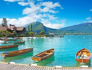 Image of New, comfortable, four-star villa near Lake Annecy