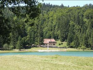 Image of Maison confortable avec vue sur la montagne à Charix