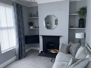 Image of Victorian South Belfast area Lisburn Road 3 Double Bedrooms - Great Transport Links