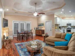 Image of Luxurious and Upscale 2 Bedroom Home Apartment with Huge Office