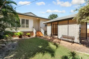 Image of Cottage By The Surf Beach