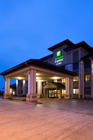 Image of Holiday Inn Express & Suites - Worthington by IHG