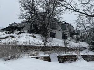 Image of Broadmoor Hills Retreat w\/ Tesla Charger