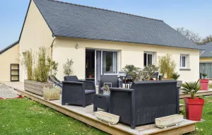 Image of 3 Bedroom Gorgeous Home In Milizac