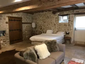 Image of Large 14th century winemakers house