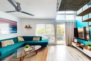 Image of Contemporary Condo | Mountain Views & Balcony | 1 Block to Beach