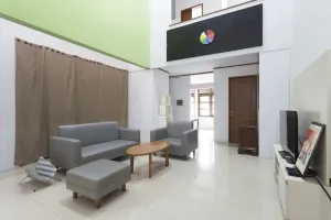 Image of RedDoorz Plus near Cilandak Town Square 2