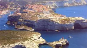 Image of Apartment\/ flat - Bonifacio