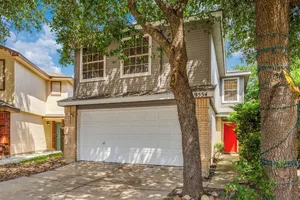 Image of 3bd 2.5ba 10 mins from six flags\/Sea world\/ VA hospital\/Lackland\/UTSA