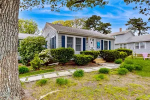 Image of Garden Cottage Just Steps from the Beach in Cape Cod