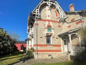 Image of Maison spacieuse avec jacuzzi à Nemours - 250 m² + jardin