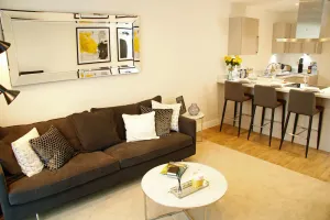 Image of Gorgeous Two Bedrooms situated in an Art Deco building - Welwyn Garden City