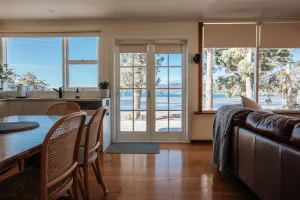 Image of Little Possum Shack waterfront cottage