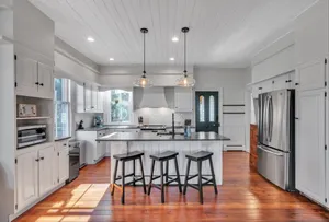Image of Luxe WATERFRONT Home - Welcome to The Foxtail