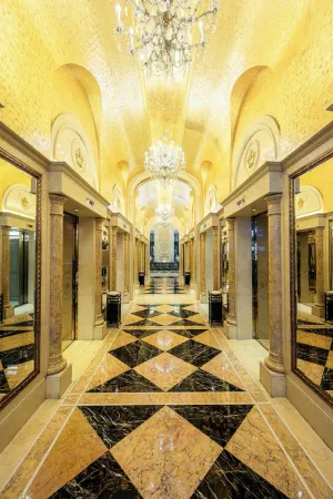 Image of Grand Emperor Hotel