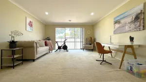 Image of Open Range Zoo\/Supper Comfortable Beds\/Shopping Center
