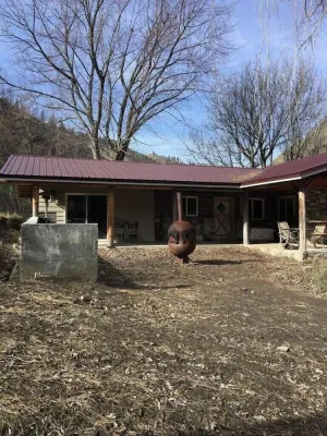 Image of 160 acre hunting and fishing lodge or private retreat.