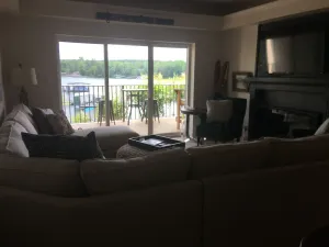 Image of Wonderful ground floor condo at the beautiful Smith Lake.