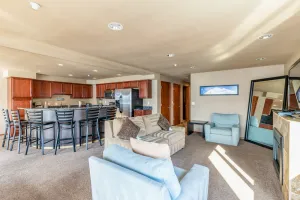 Image of Grandview 530 Waterfront condo