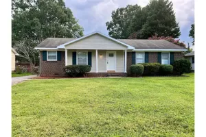 Image of Cozy Home in Central Location, Gboro & High Point!