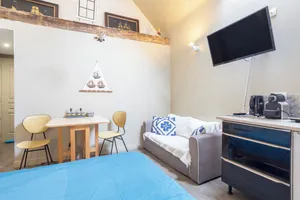 Image of L'Eclose Chambre Kergoz