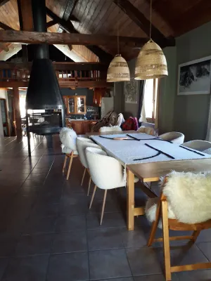 Image of Between ST VERAN AND CEILLAC Beautiful chalet comfort mezzanine fireplace 3Bathrooms