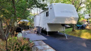 Image of Miss Daisy’s Retreat is a cozy getaway that will comfortably sleep four adults!