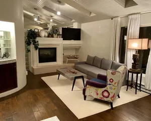 Image of Aspen Stash Pad with Fireplace, Parking, W/D