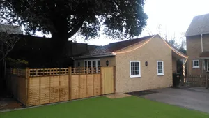 Image of Detached luxurious 1 bed annexe, less than 5 mins walk into Milford on Sea