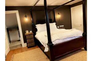 Image of Comfortare Cottage - 6 Blocks to Mayo Clinic!
