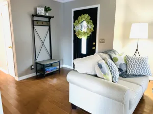 Image of No Place Like Holmes-renovated country, quiet charmer