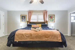 Image of The Comfy King Ranch - King Bed\/Spacious Home\/Fast WiFi\/Free Parking
