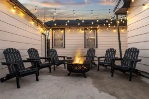 Image of Pet Friendly, 5Min Downtown, Backyard & Firepit