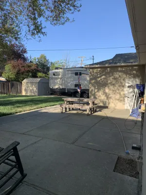 Image of Charming full furnished RV, Close to Country clubs and Universities