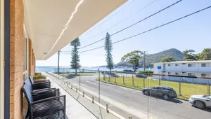 Image of Shoal Towers, unit 1 11 Shoal Bay Road - Wi Fi Air Conditioning fantastic unit across the road from beach