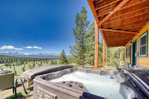 Image of Mountain Majesty-HOT TUB! Minutes to Ski Cooper-Private fishing out your door!
